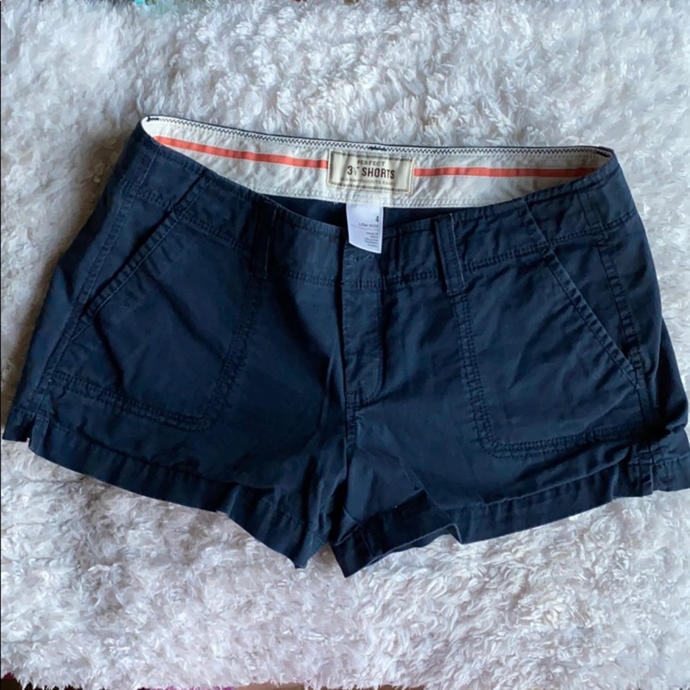 Navy Blue Khakis Shorts 3 1/2” low rise (4)